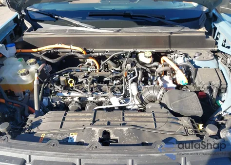 2022 Ford Maverick Lariat z USA, uszkodzony, nr VIN 3FTTW8E31NRA56520